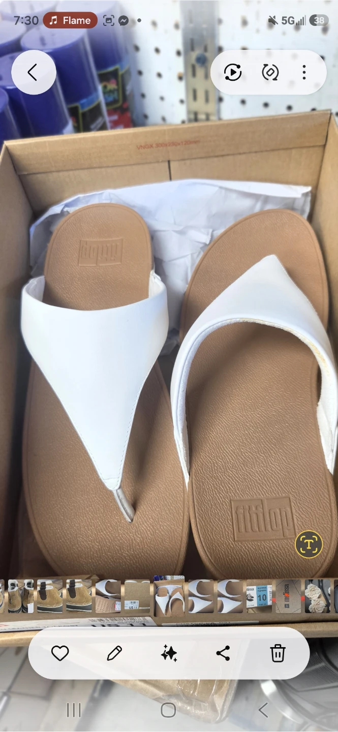 FitFlop White Sandals Size 11