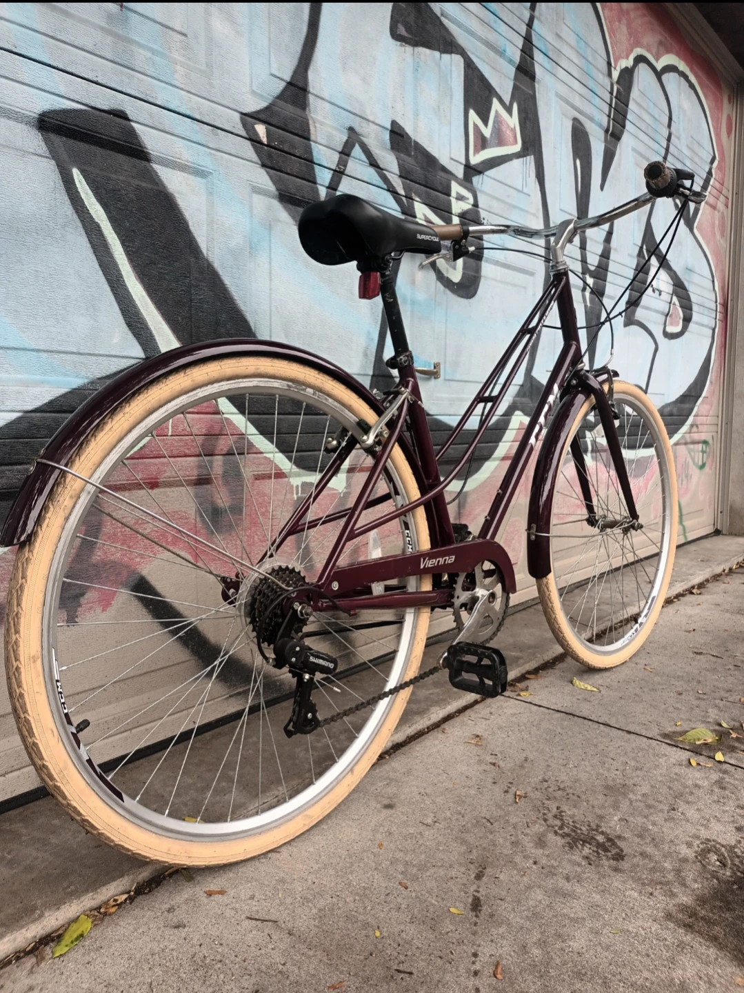 CCM Hybrid Bike - photo 3