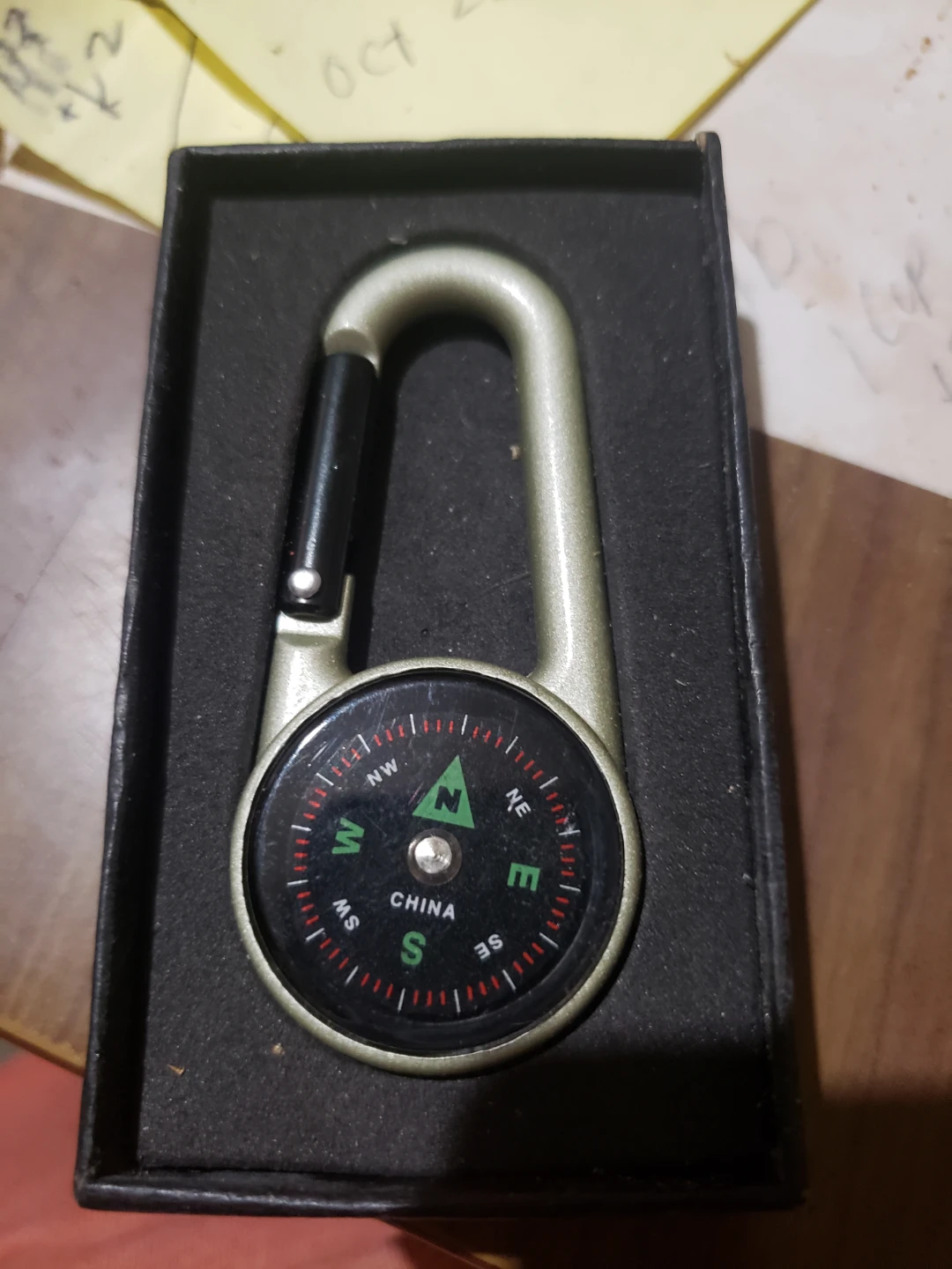 Promega Carabiner Compass