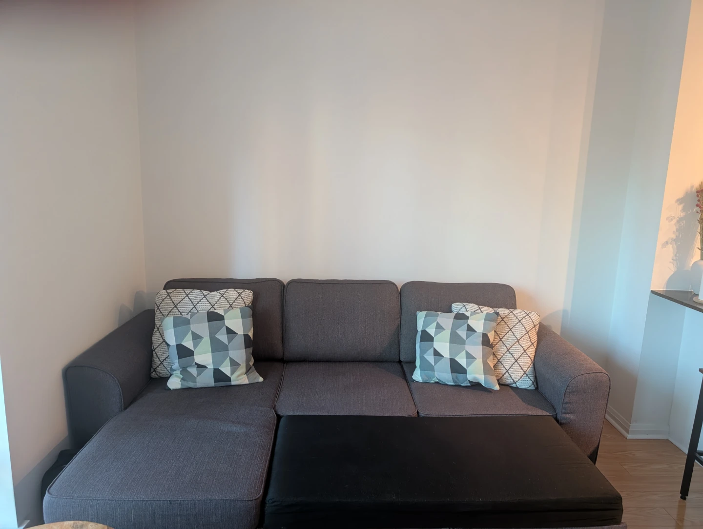 Structube Berto Sofabed & Couch - photo 4