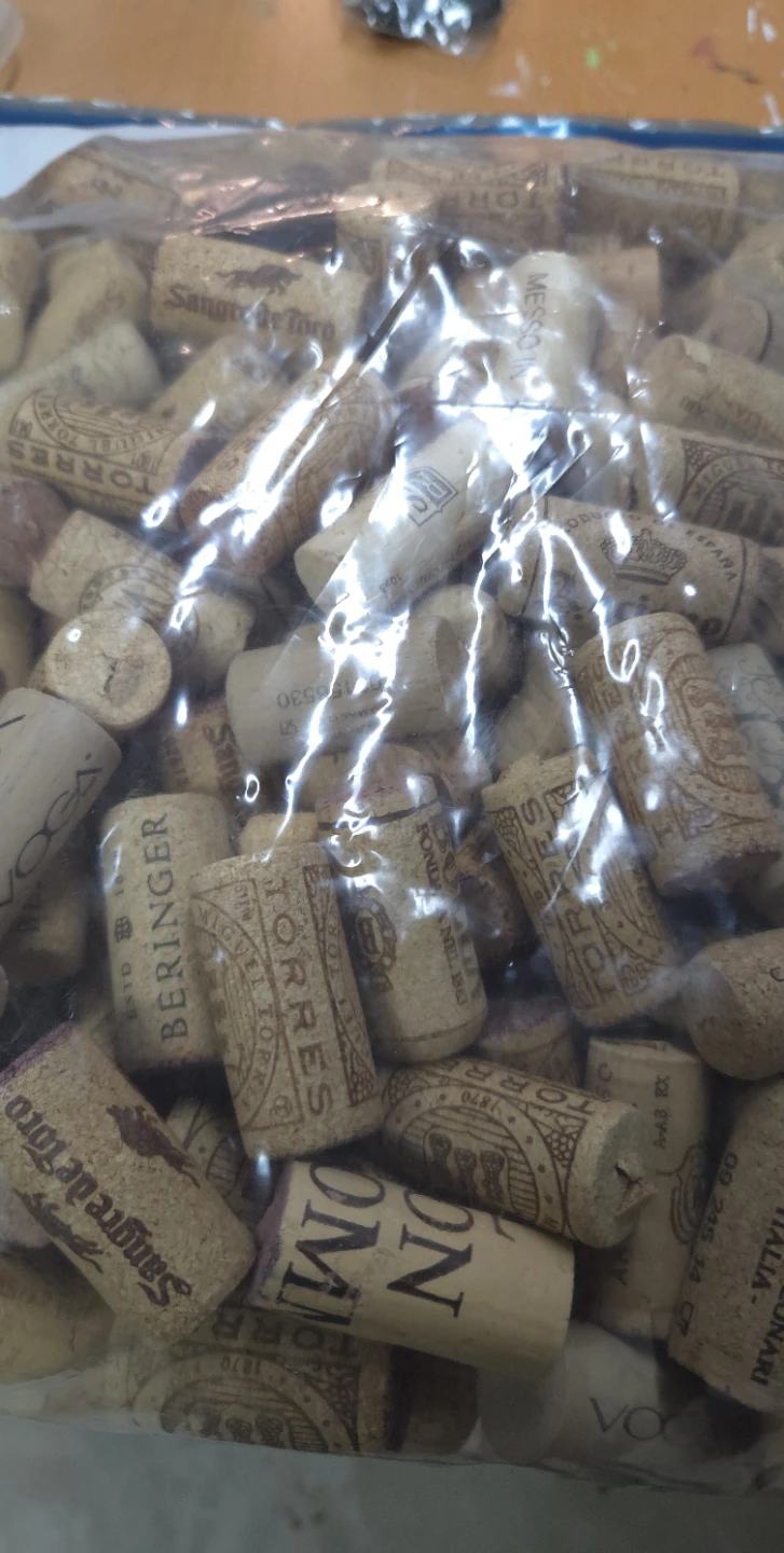 Wine corks - photo 2