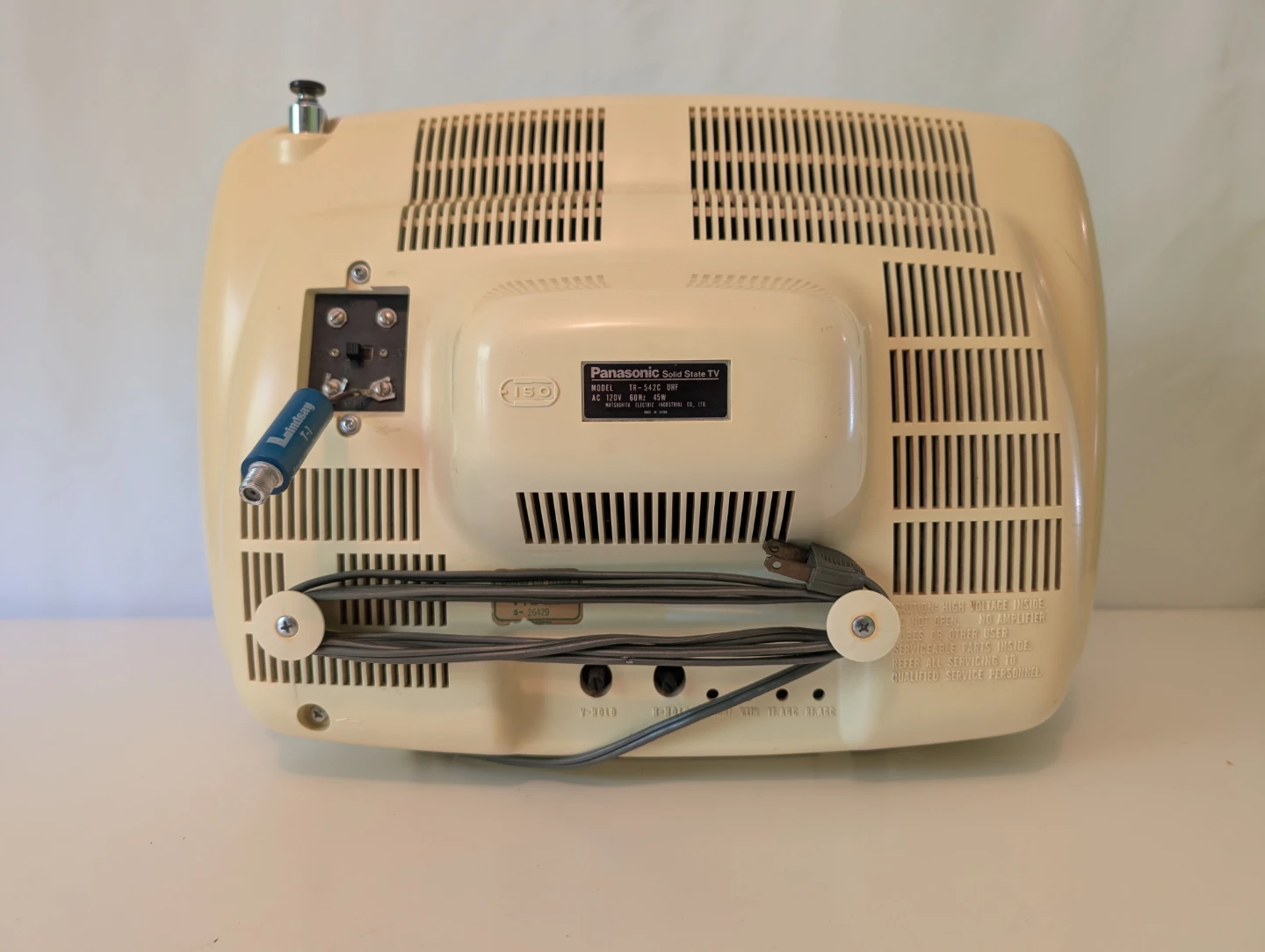 Vintage Panasonic Solid State Television - photo 4