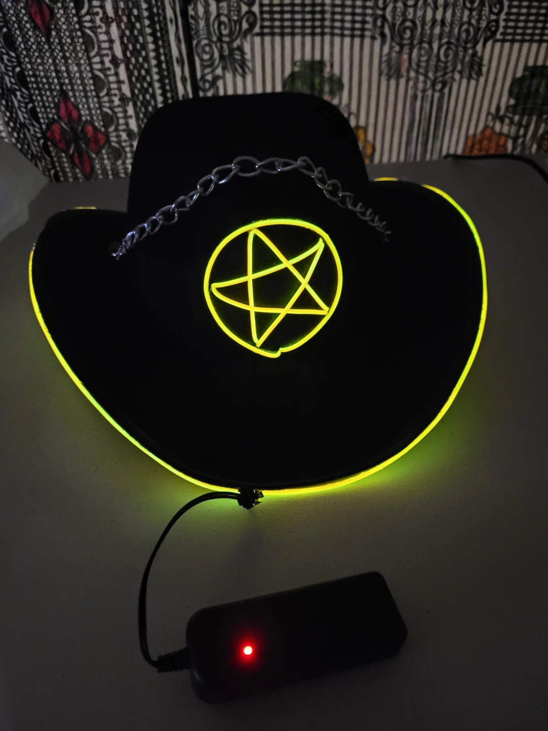 Halloween Light-up Black Cowboy Hat with Pentagram Design - photo 4