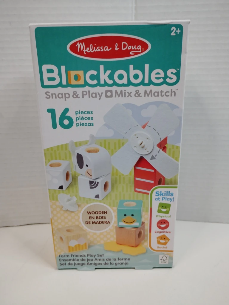 Melissa & Doug Blockables Farm Friends Play Set