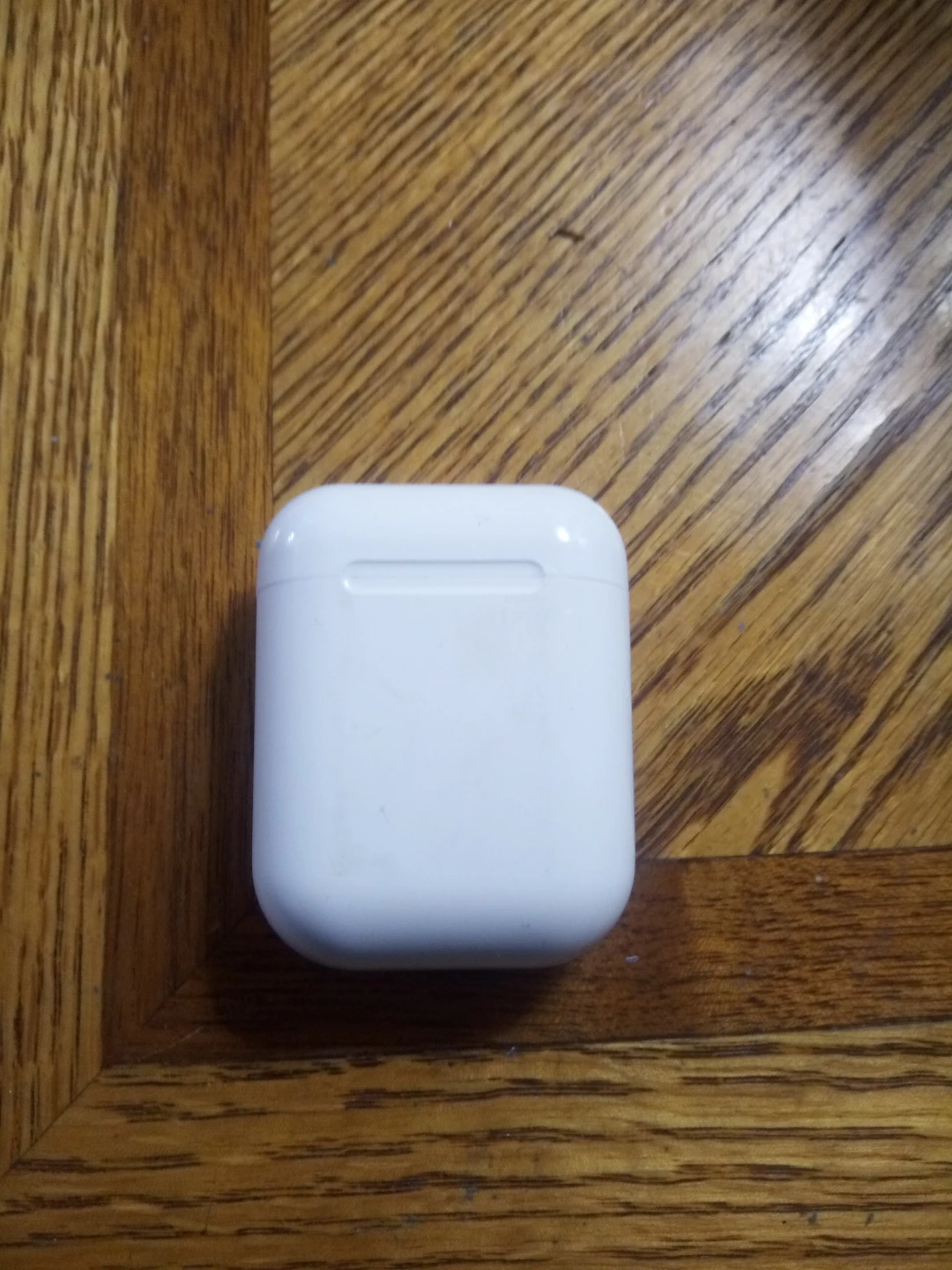 Apple AirPods Wireless Charging Case - photo 4