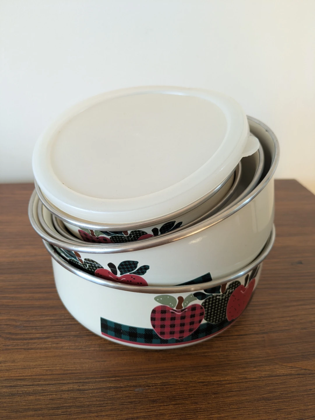Vintage Apple Design Nesting Bowls - photo 2