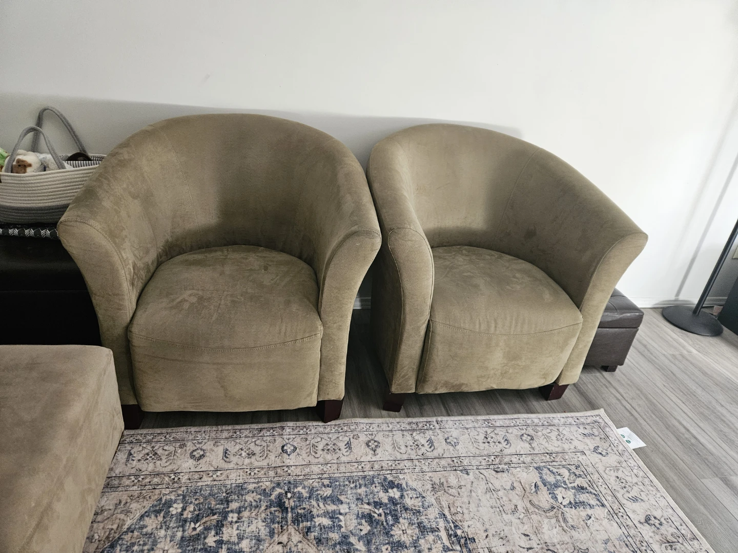 Set of Two Velvet Barrel Chairs with Footstool - photo 2