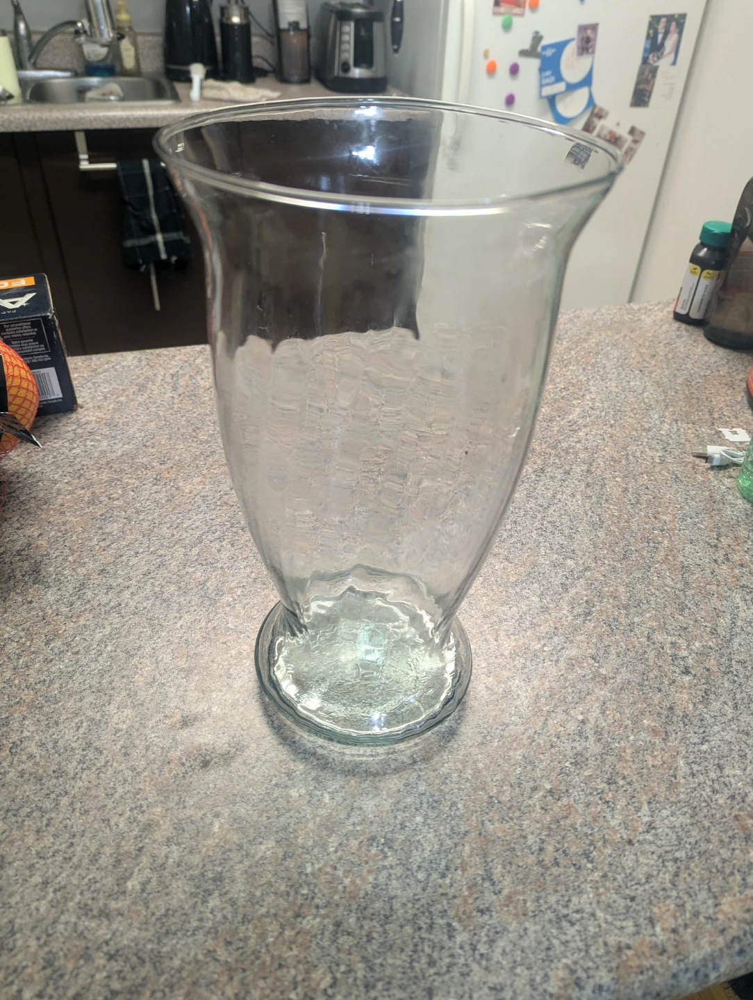 Clear Glass Vase - photo 2