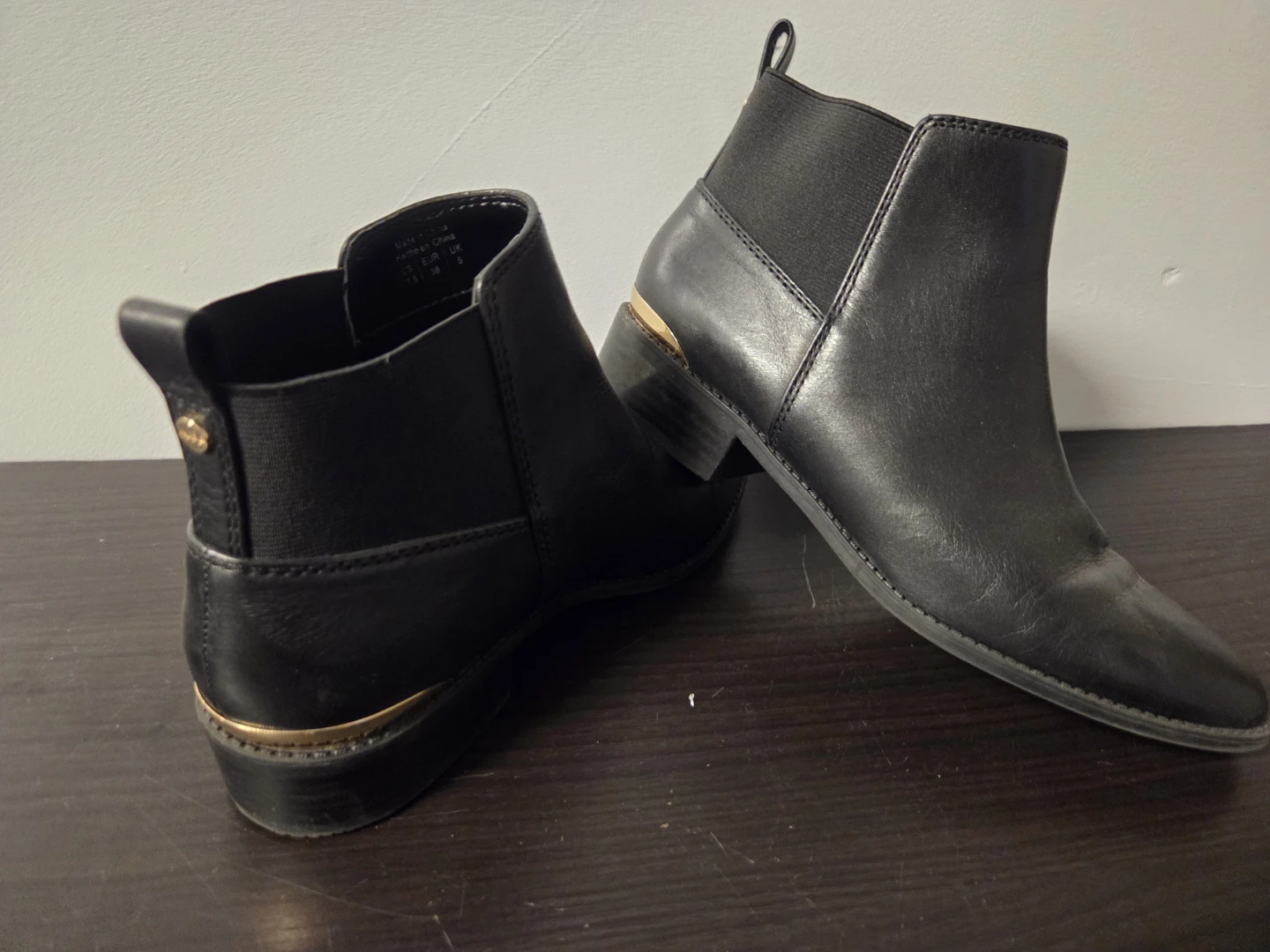 Aldo Black Chelsea Boots Size 7.5 - photo 4