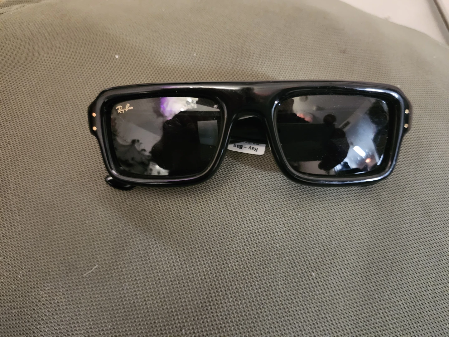 Ray-Ban Black Sunglasses