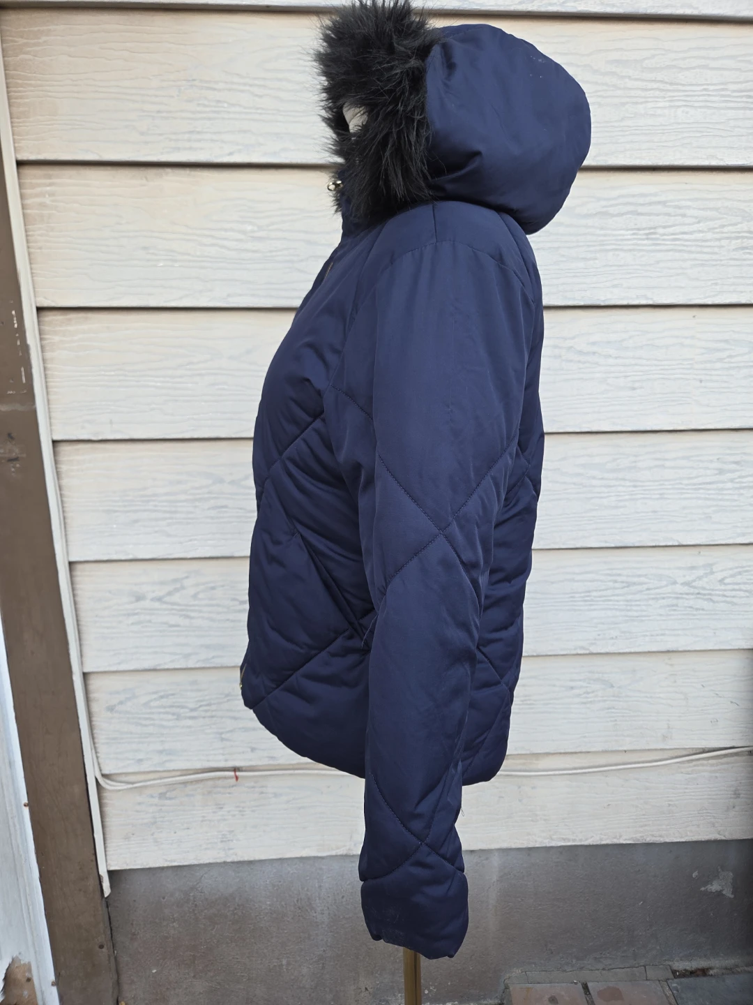 Old Navy Faux Fur Hooded Jacket XL (14-16) - photo 4