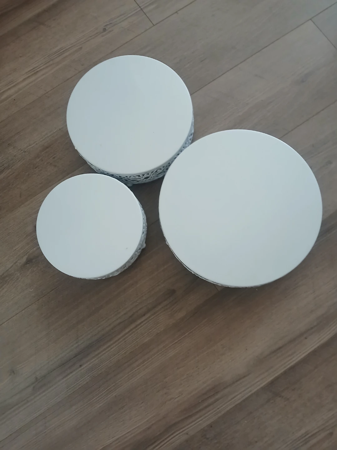 Set of 3 White Decorative Cake Stands - photo 2