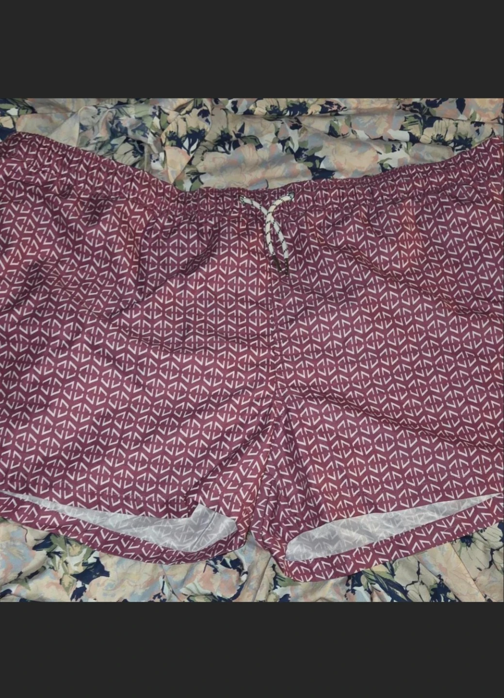 New Look Fuscia Pattern Swimming Shorts in a Men's 4XL