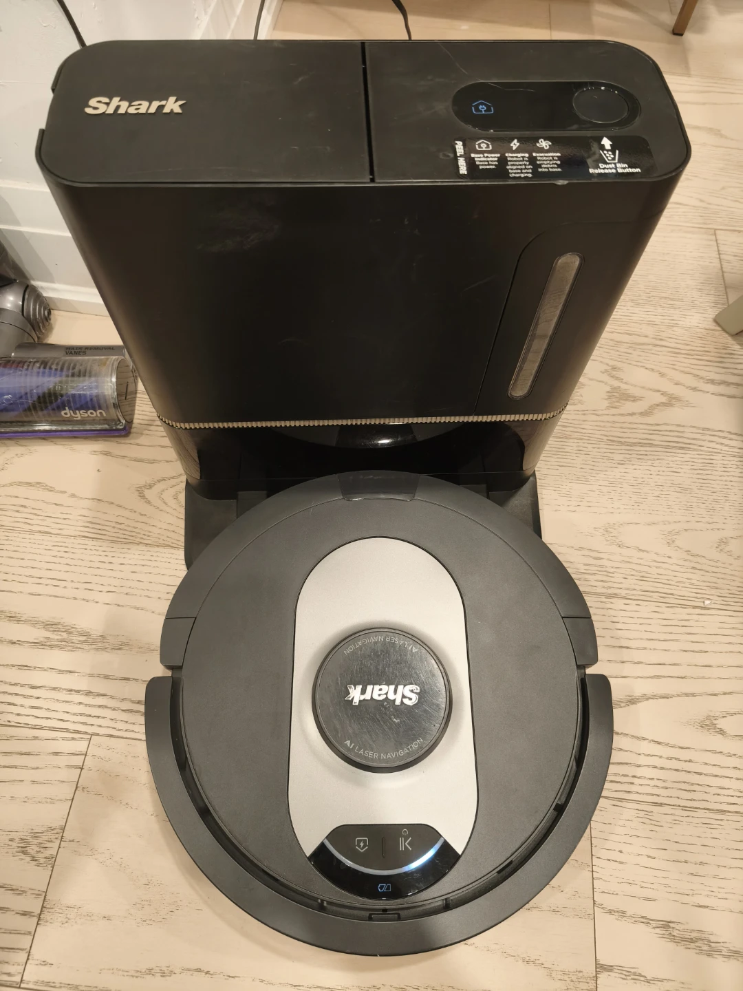 Shark AI Ultra Robot Vacuum with Self-Empty Base - photo 3