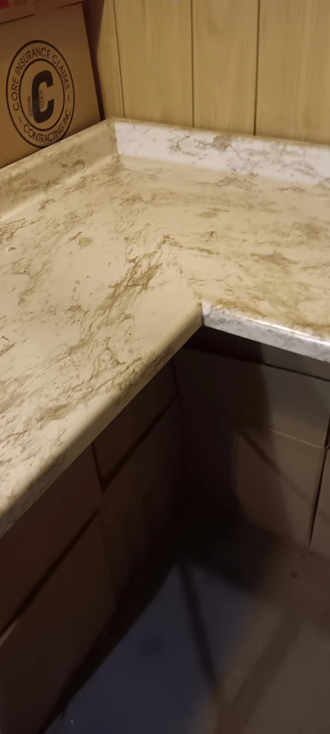 L-Shaped Marble Pattern Laminate Countertop - photo 2