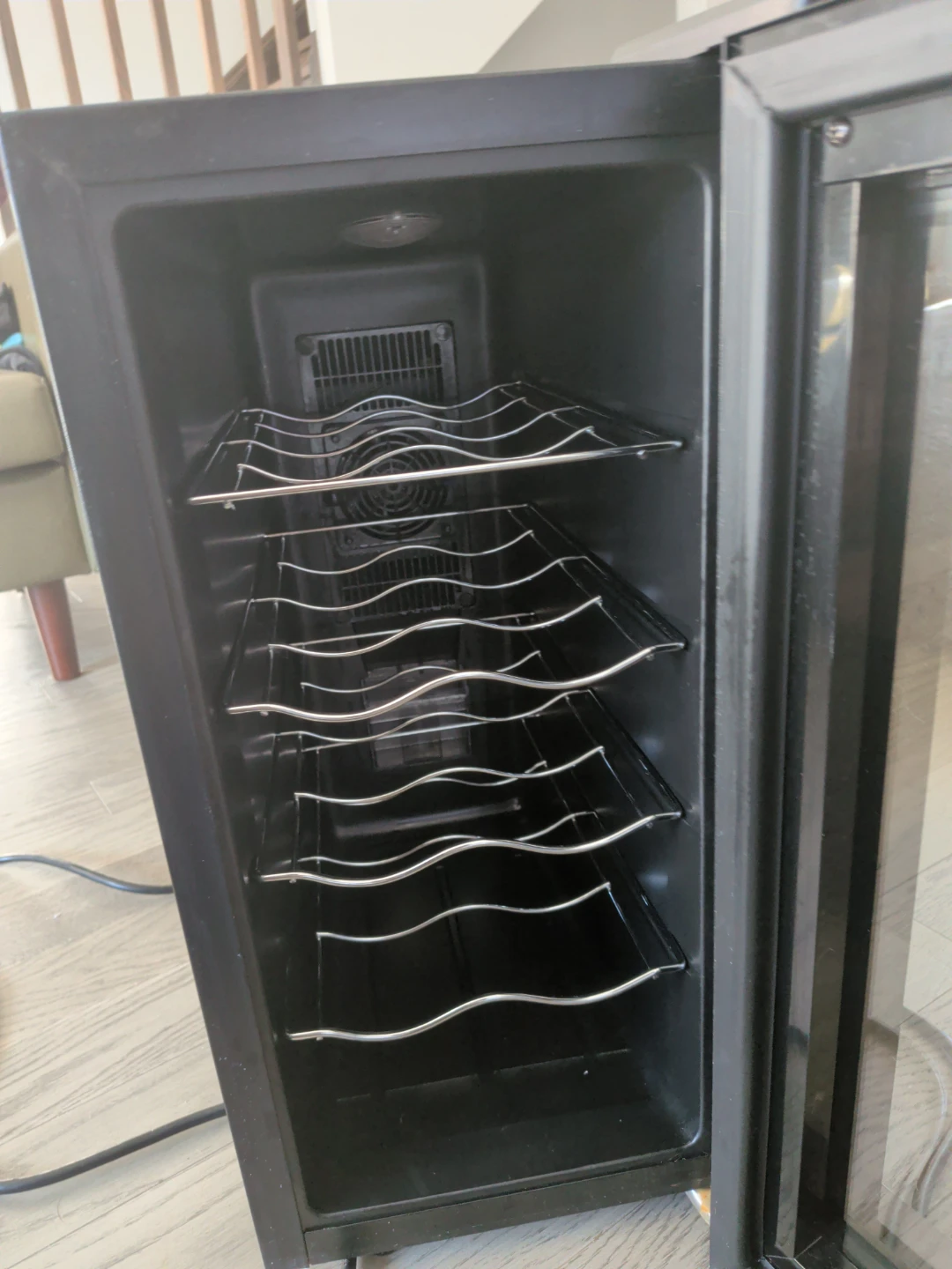 Koolatron 10-Bottle Countertop Wine Chiller - photo 4