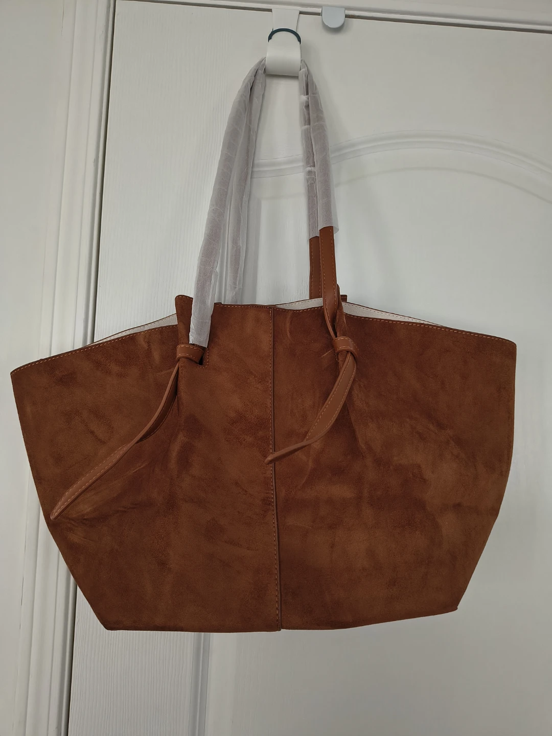 Yuzefi Suede Tote Bag - photo 4