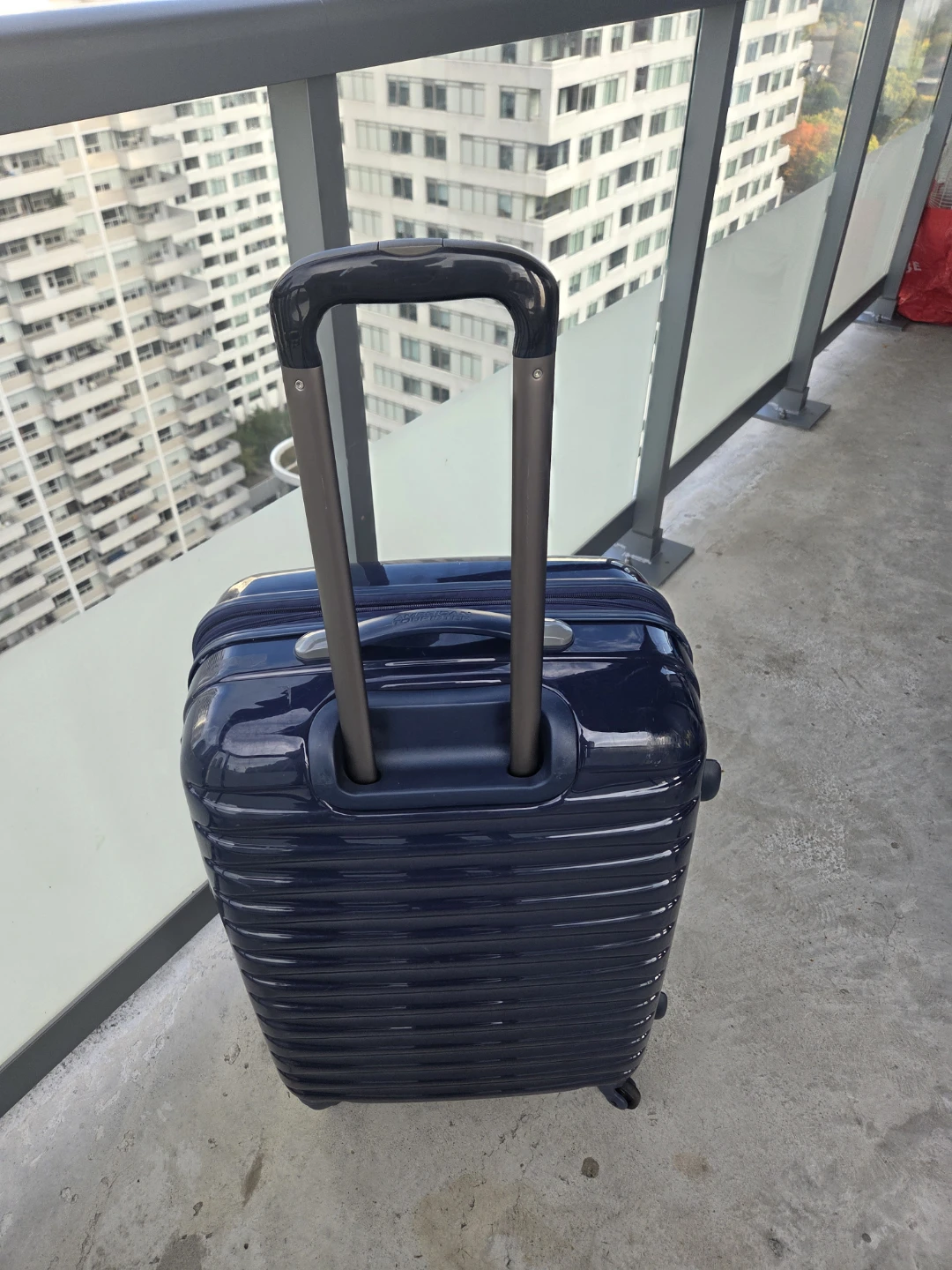 American Tourister Carry-On Luggage - photo 4
