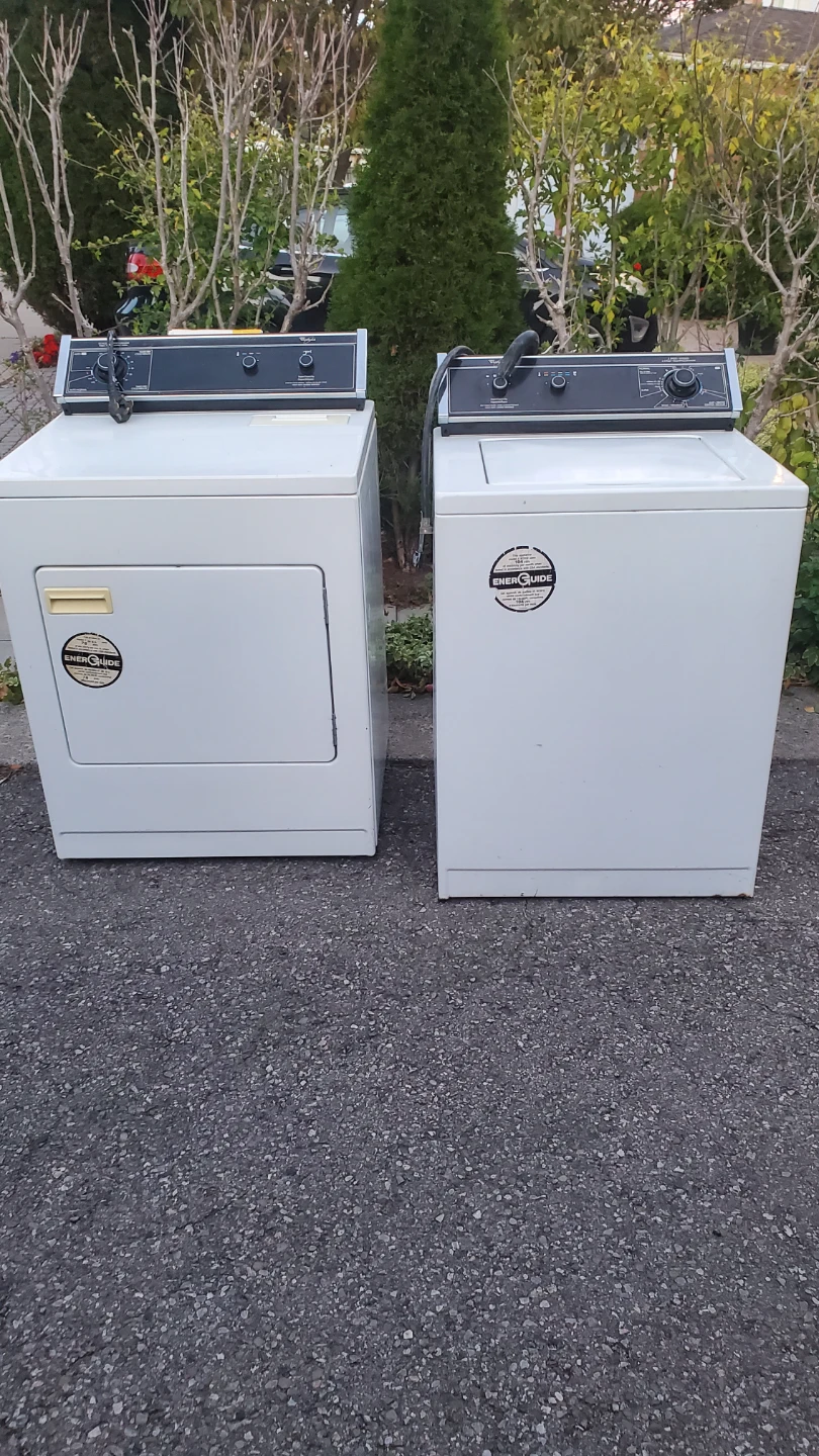 Whirlpool Washer and Dryer Set