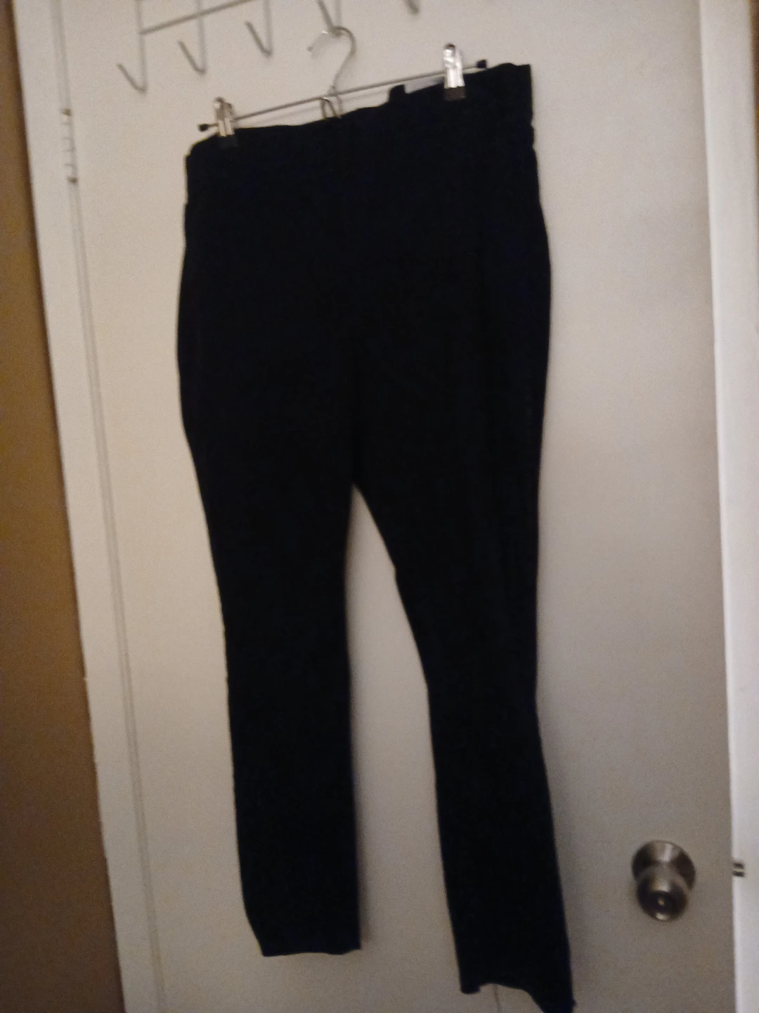 3 pair pants, 1 capris - photo 4