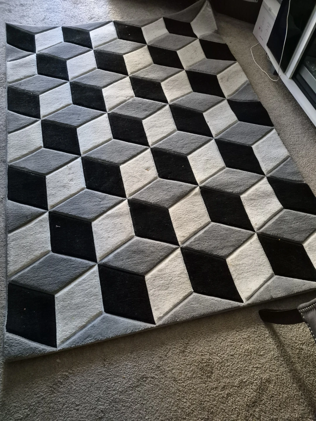 Geometric Pattern Area Rug