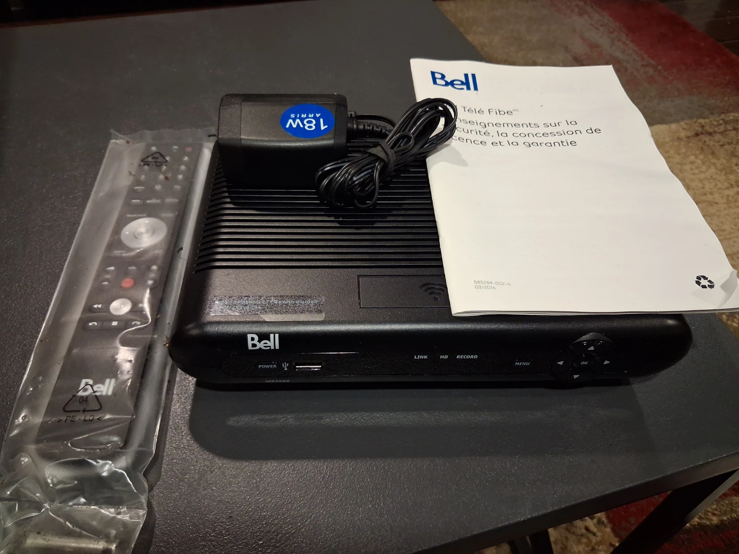 Bell Fibe TV wireless Receiver VIP2502