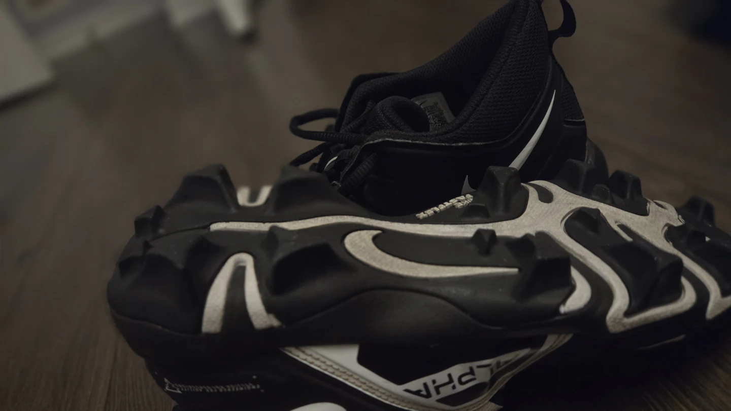 Nike Alpha Football Cleats - photo 2