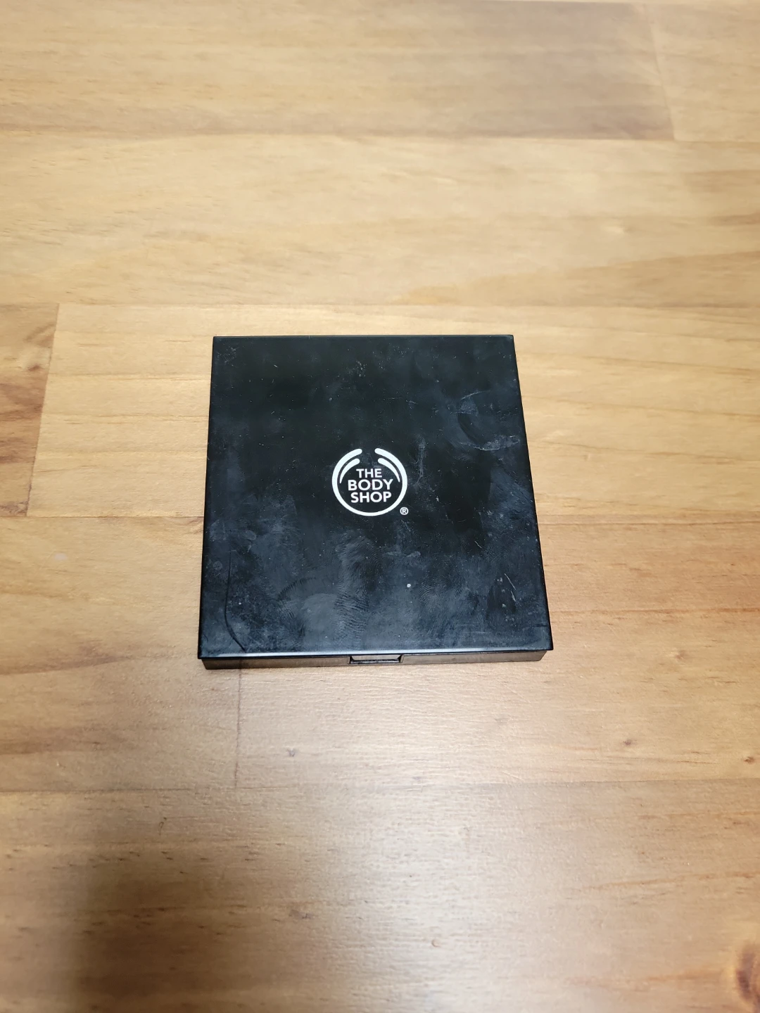 The body shop 4 color eyeshadow