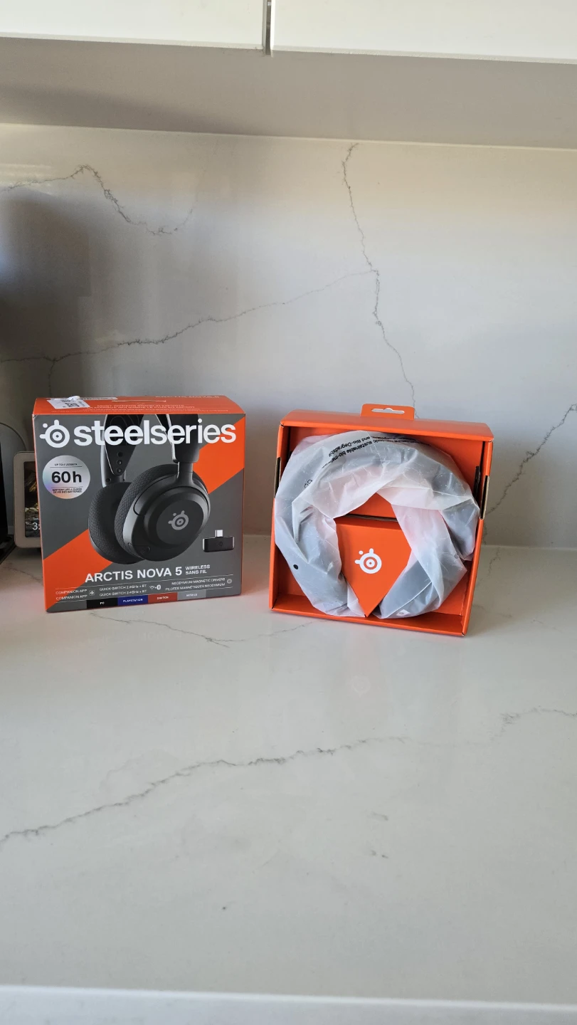 SteelSeries Arctis Nova 5 Wireless Gaming Headset