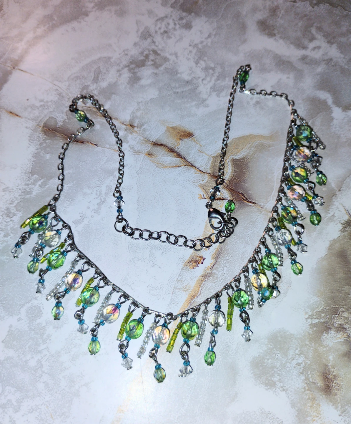 ELEGANT GREEN & BLUE RHINESTONE NECKLACE