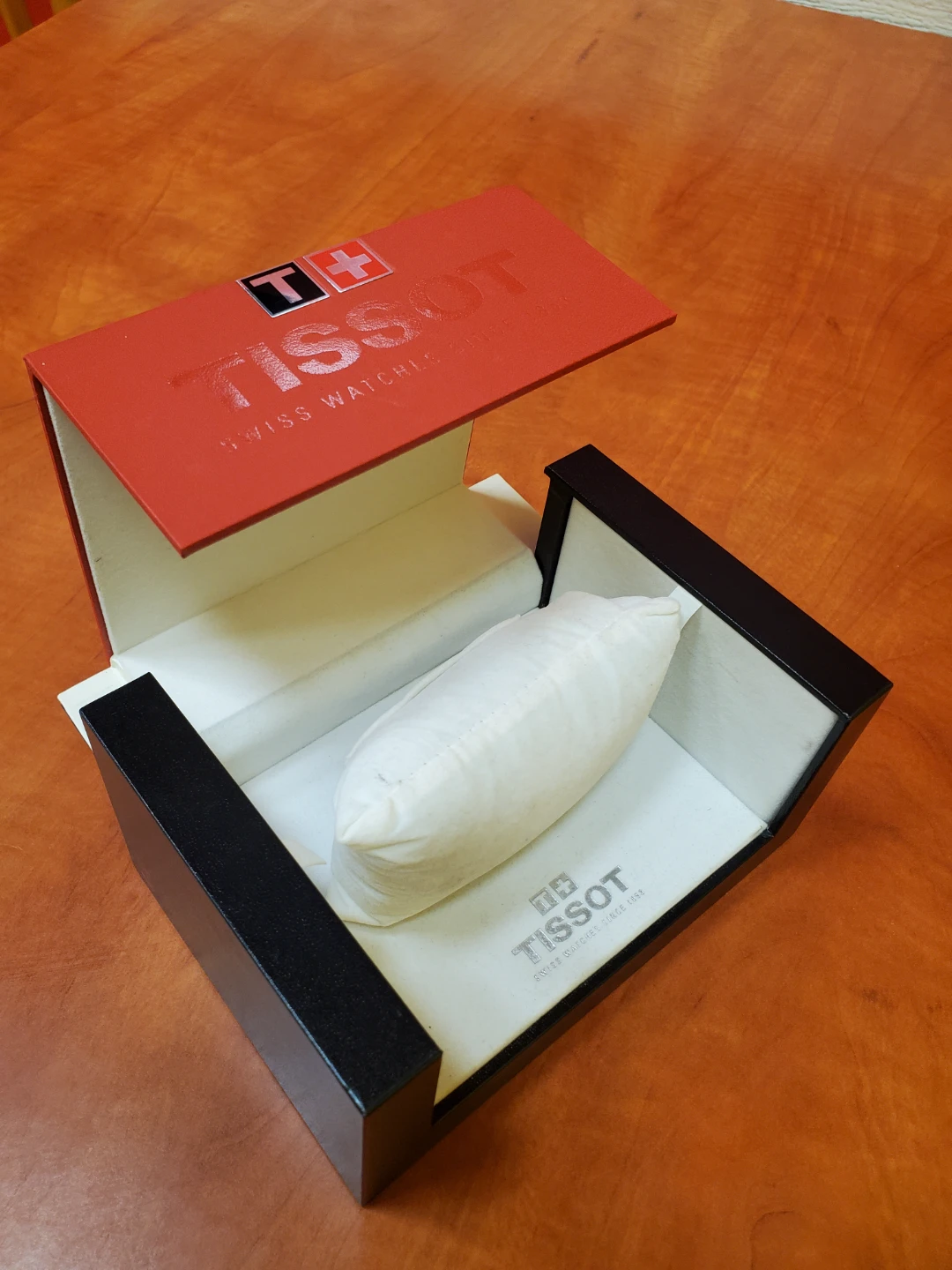 Tissot Watch Box with Booklet - photo 5