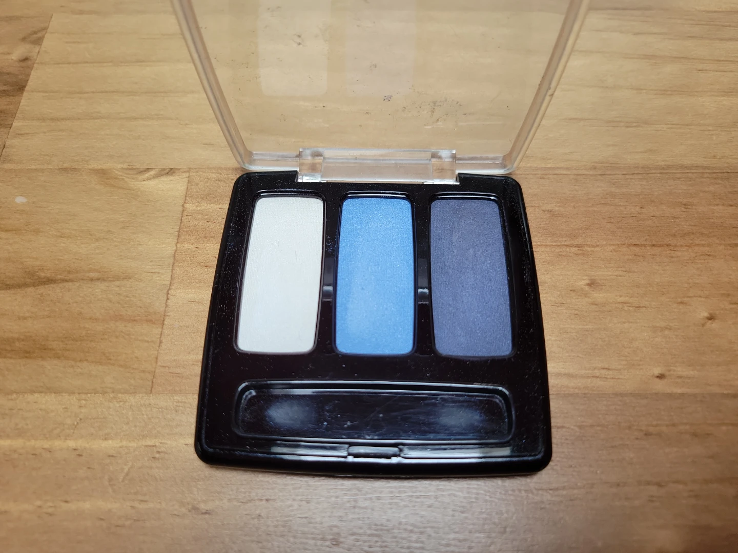 New rimmel 3 color eyeshadow - photo 2