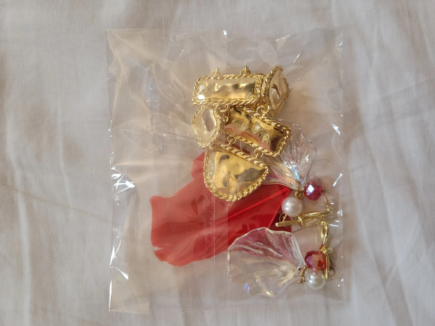 Set of 2 pairs of earrings