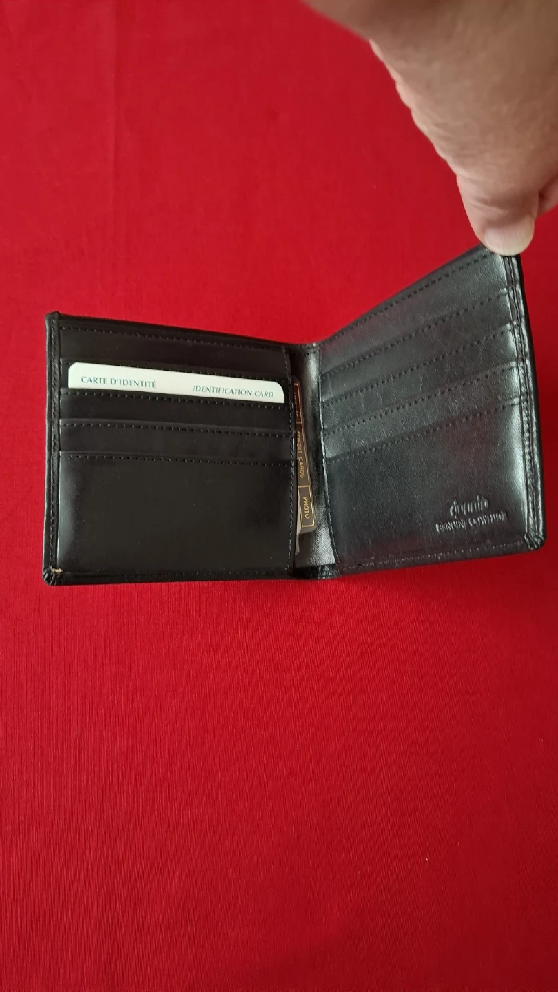 Genuine Leather Bi-fold Wallet - photo 5