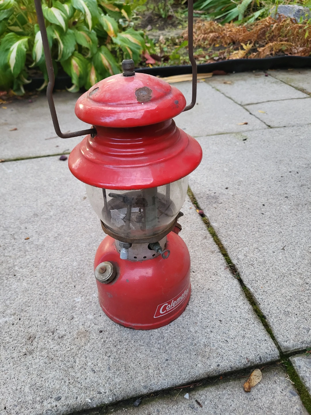 Vintage Coleman 200 Lantern - photo 3