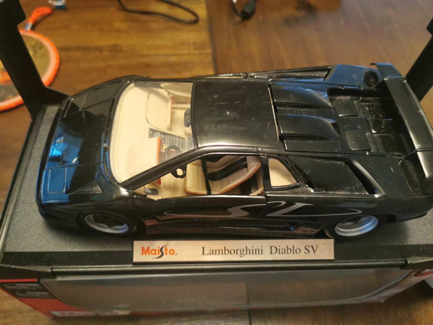 Maisto Lamborghini Diablo SV 1:18 scale model