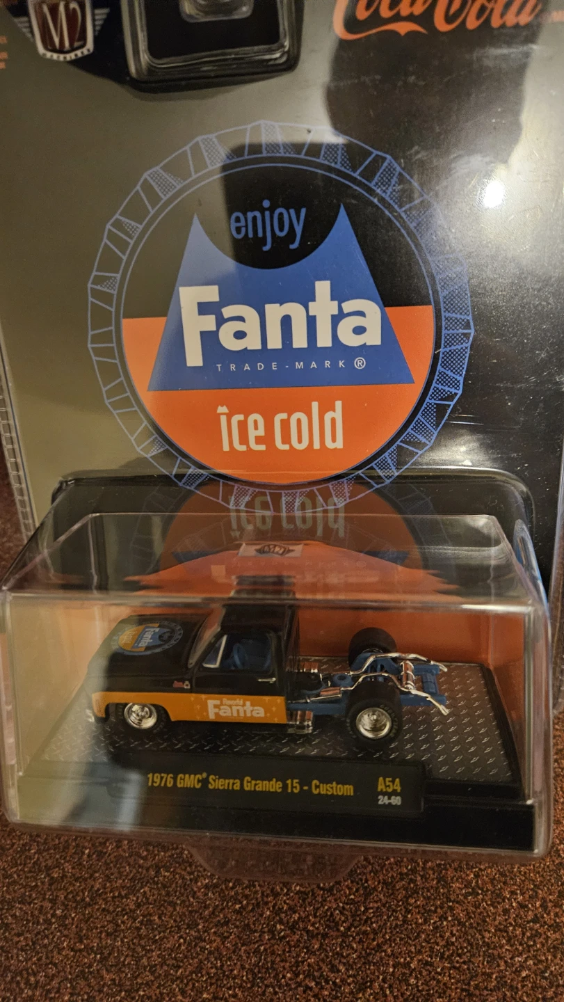 M2 Machines 1976 GMC Sierra Grande 15 Fanta Diecast