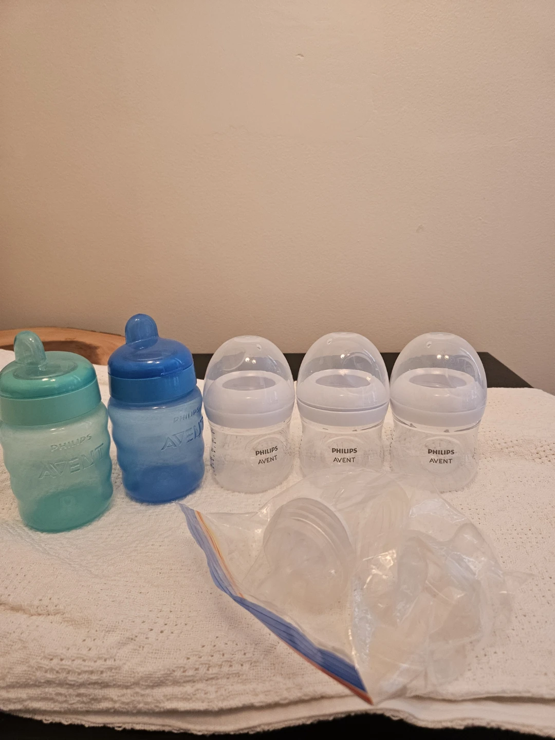 Philips Avent Baby Bottles and Sippy Cups