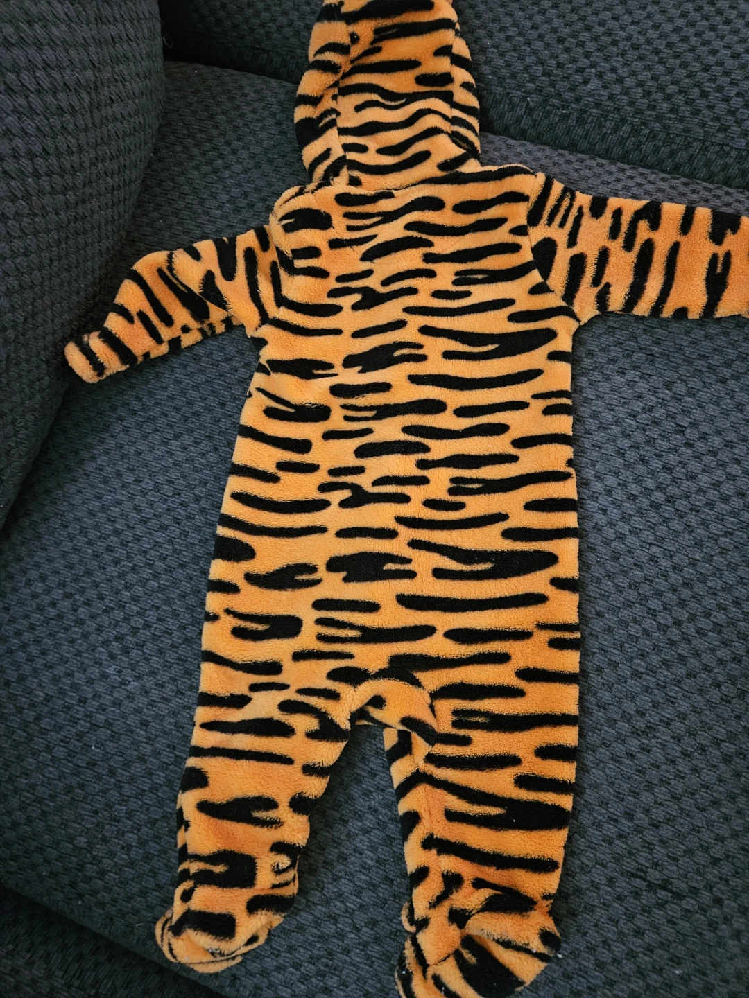 Snugabye Tiger Baby Onesie 3M - photo 4