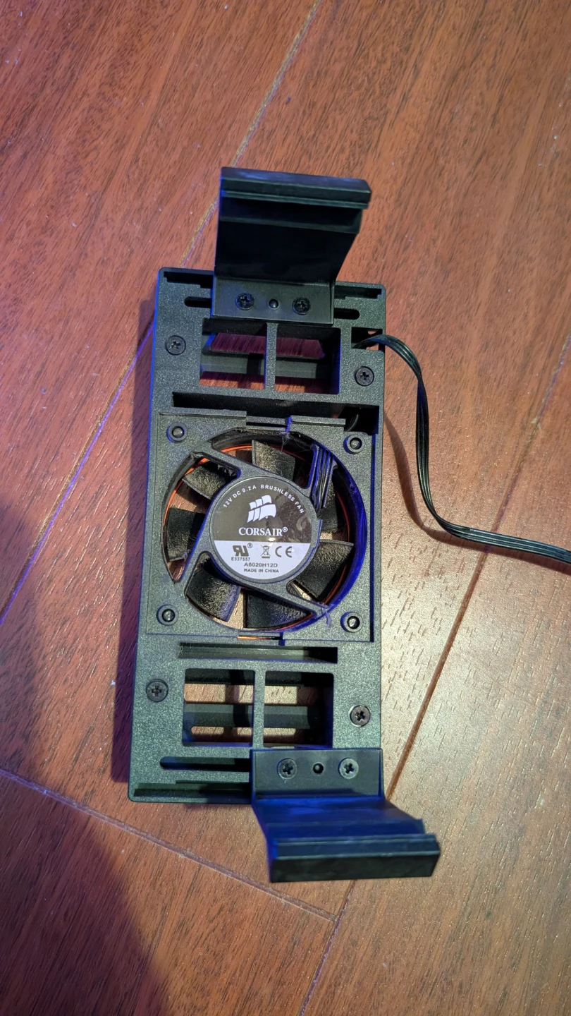 Corsair Vengeance Airflow Memory Cooling Fan - photo 2