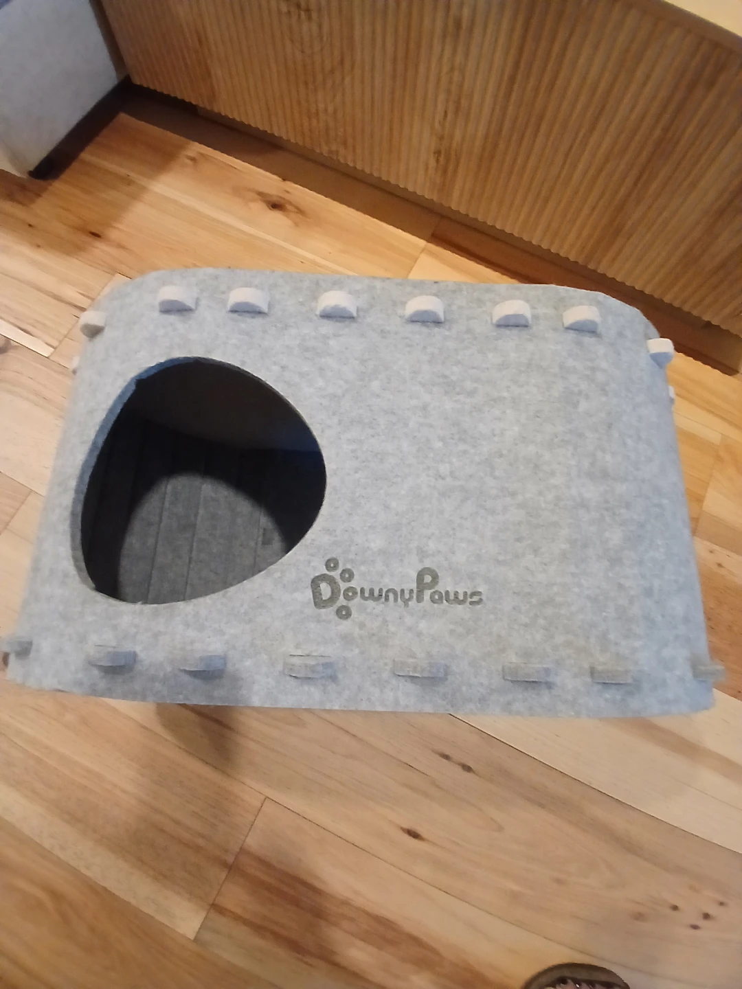 DownyPaws Felt Cat Bed