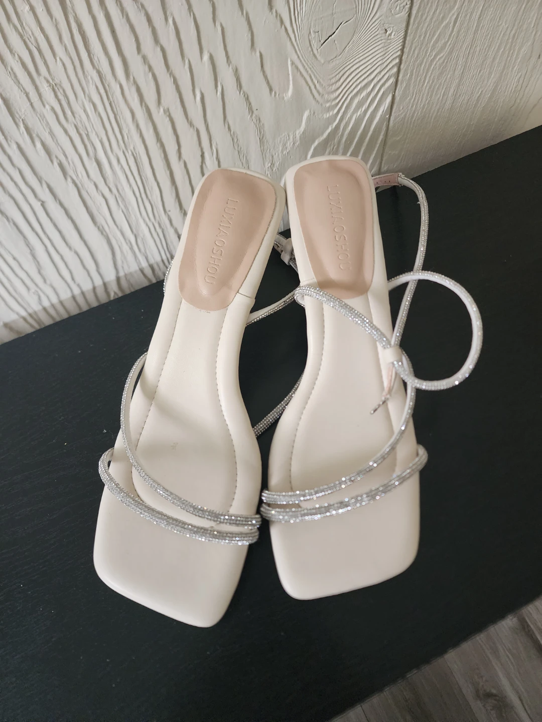 LUXIAOSHOU White Rhinestone Strap Sandals