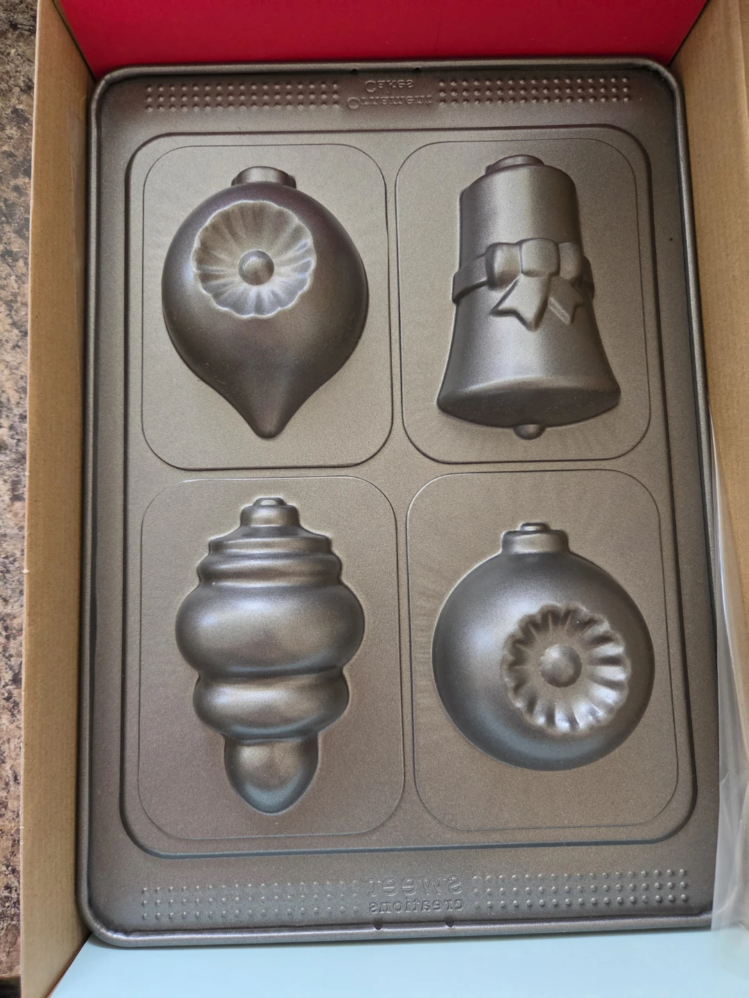 Sweet Creations 3D Ornament Cake Pan - photo 2
