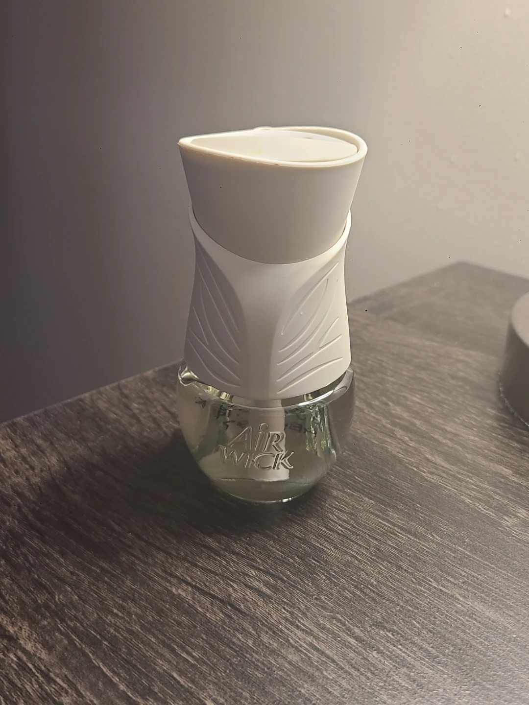 Air Wick Vibrant Plug-in Warmer and Refill