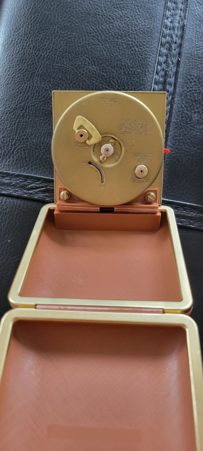Two Vintage Style Alarm Clocks - photo 3