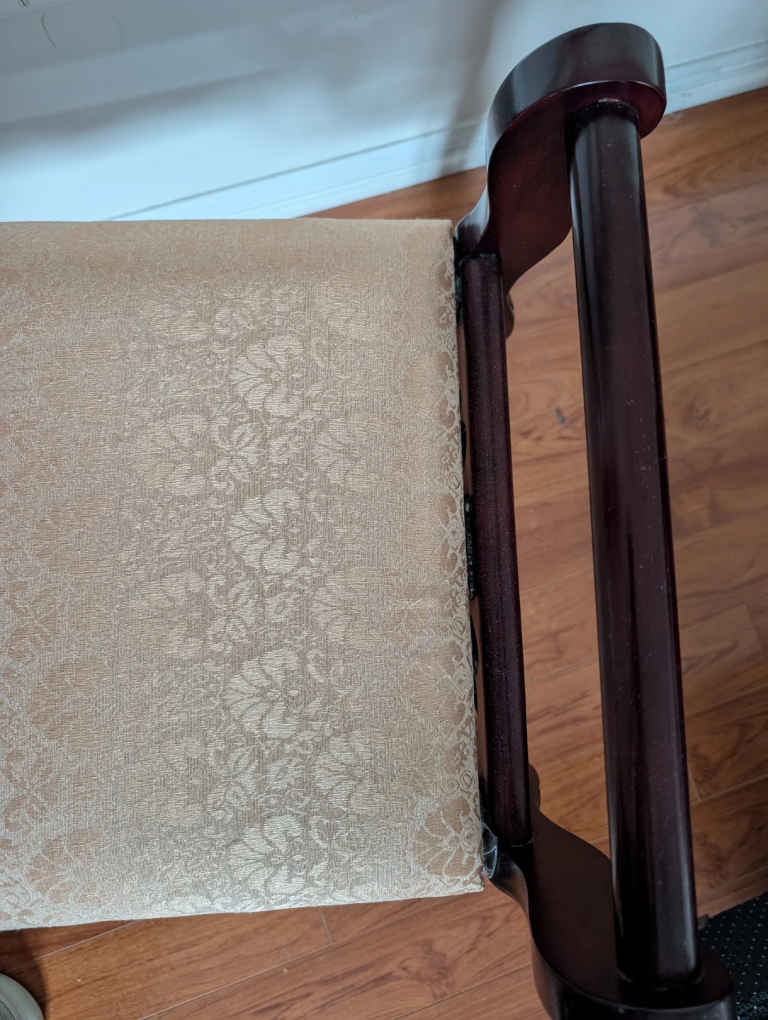 WOODEN ACCENT BENCH - photo 3