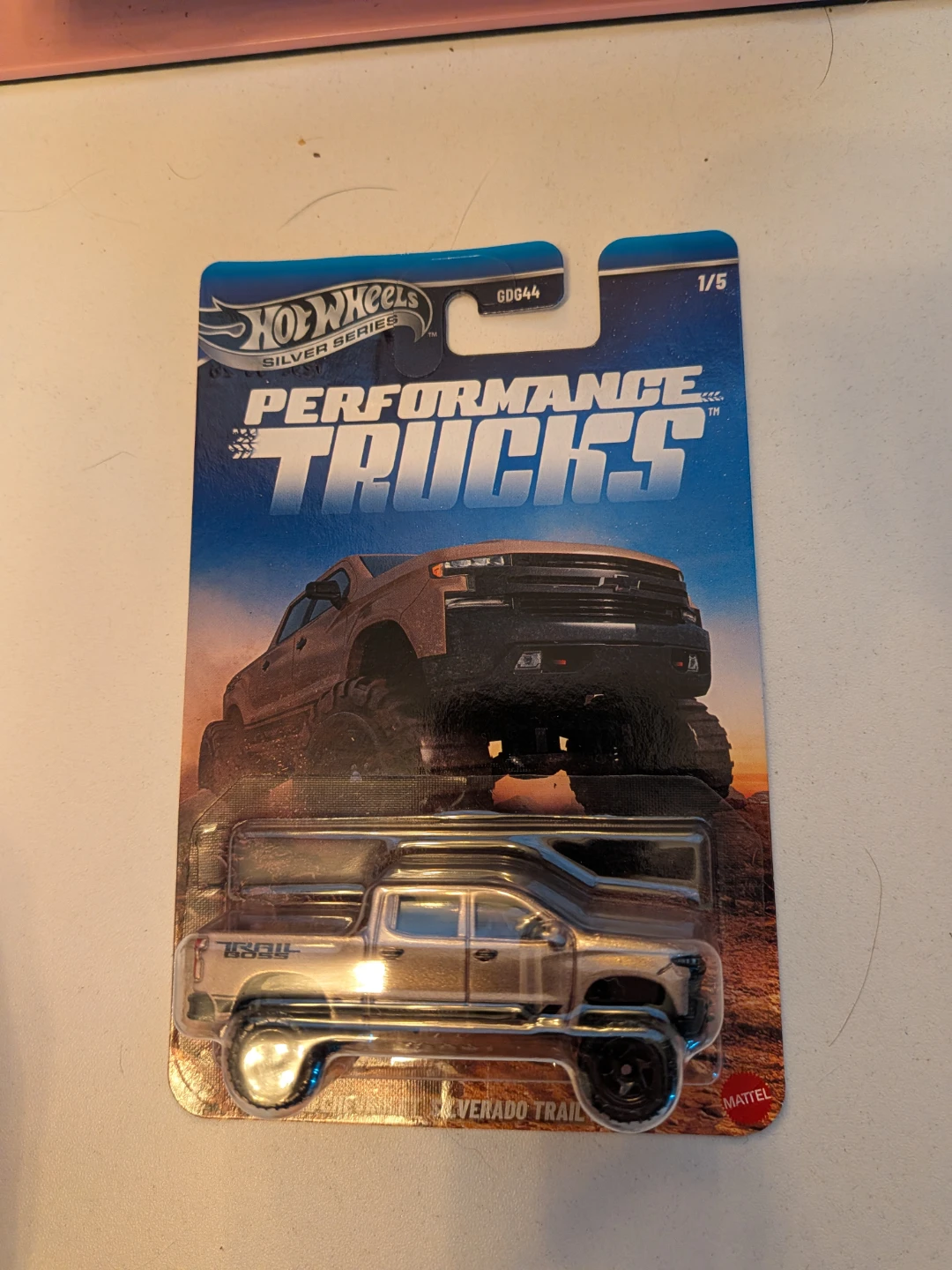 Hot Wheels Performance Trucks Chevrolet Silverado Trail Boss - photo 3