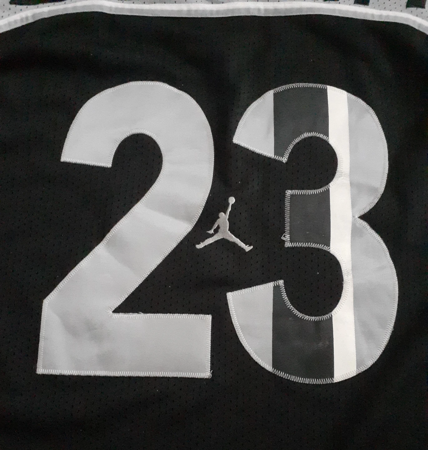 Jordan Number 23 Mesh Jersey VINTAGE Y2K - photo 5