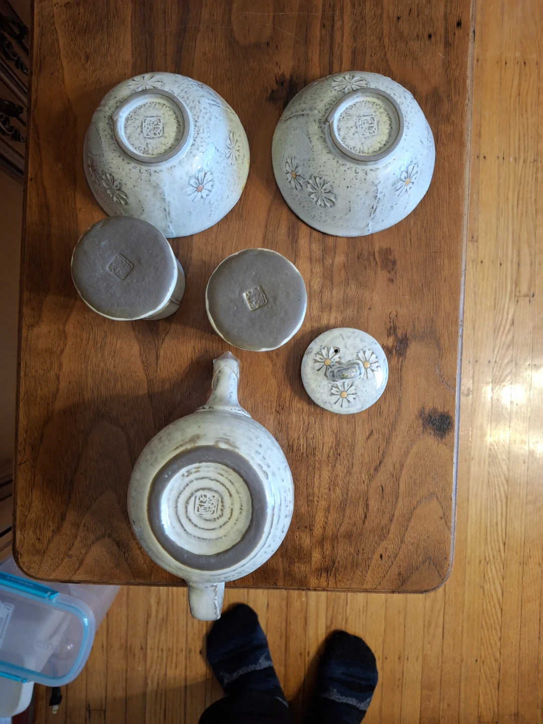 Japanese Ceramic Tea Set with Teapot and Bowls - photo 5