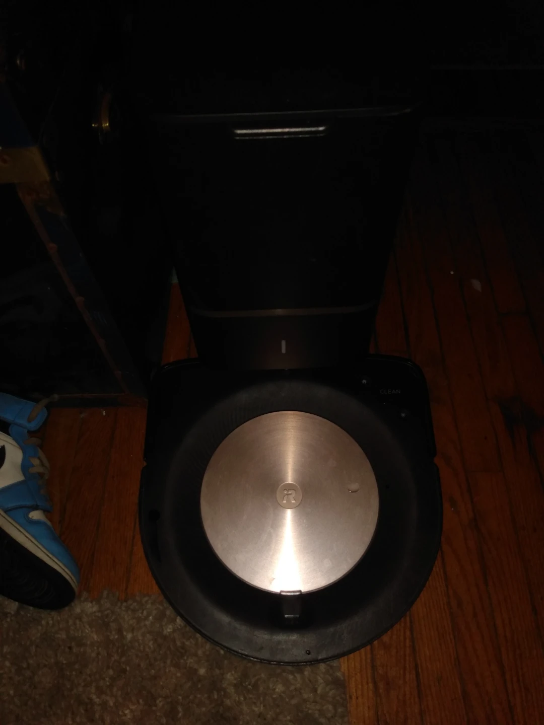 iRobot Roomba Robot Vacuum - photo 3